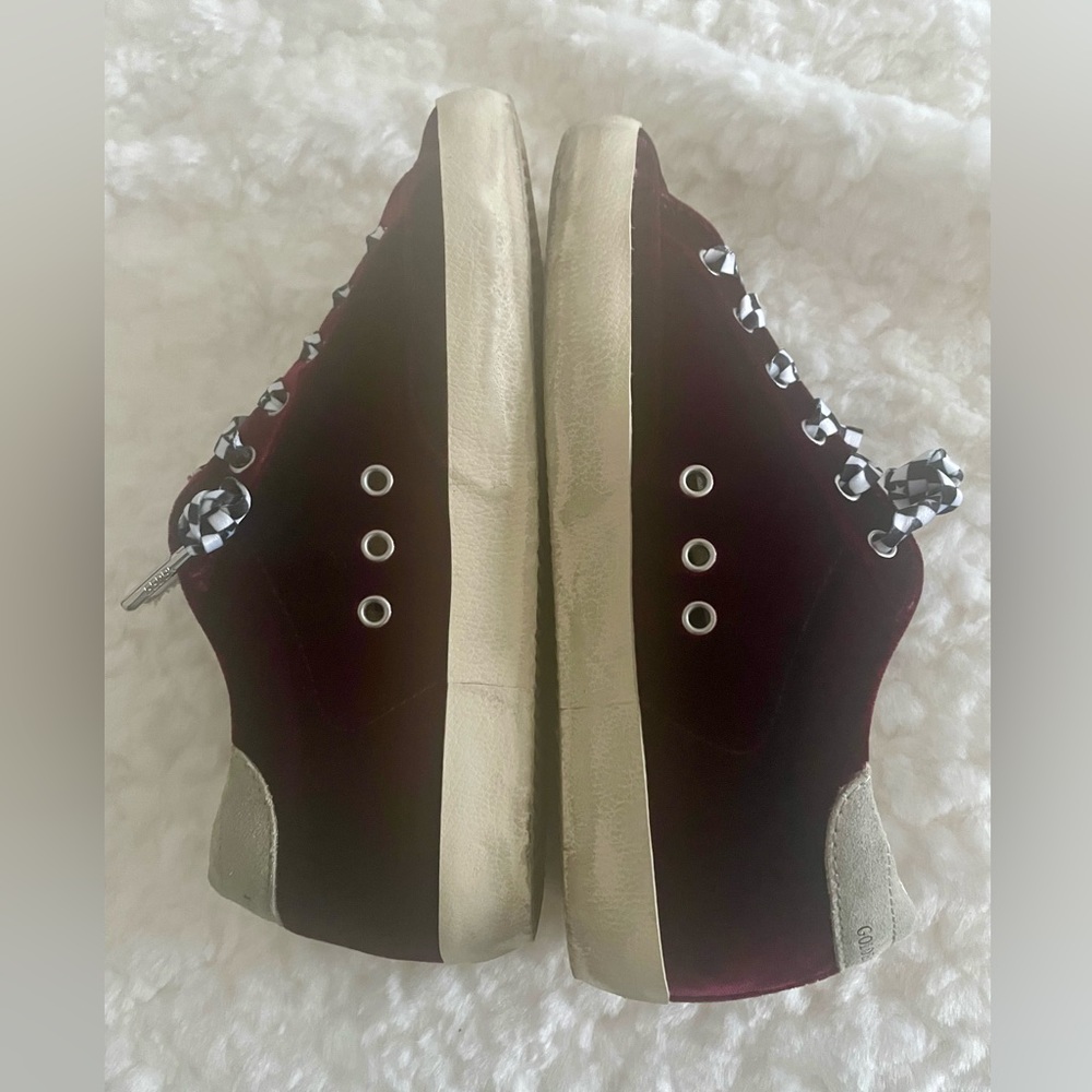 Ltd Edition Golden Goose Superstars - Picture 4 of 14